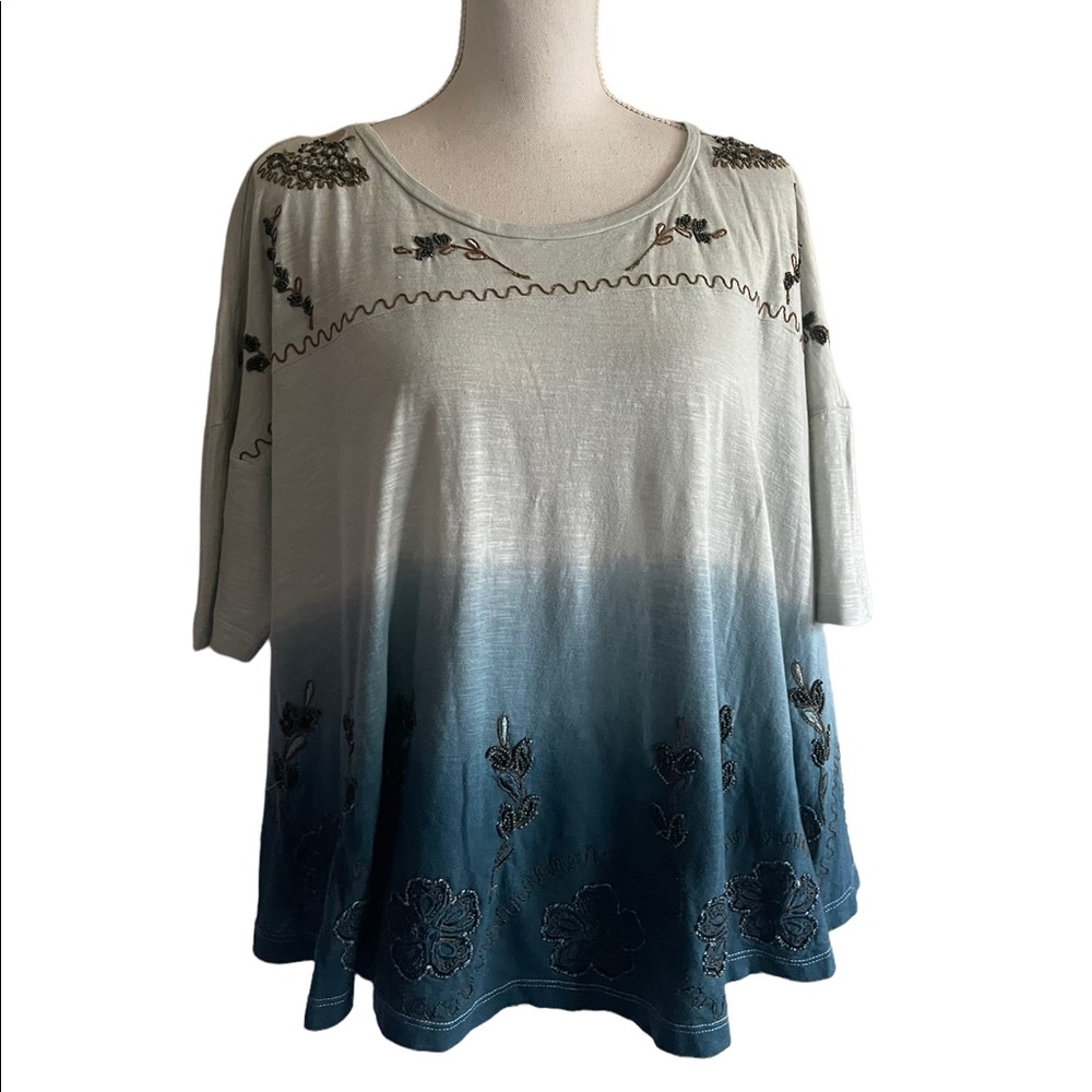 Anthropologie Akemi Kin Blue Ombre Beaded Tulsi Swing Tee Size Medium